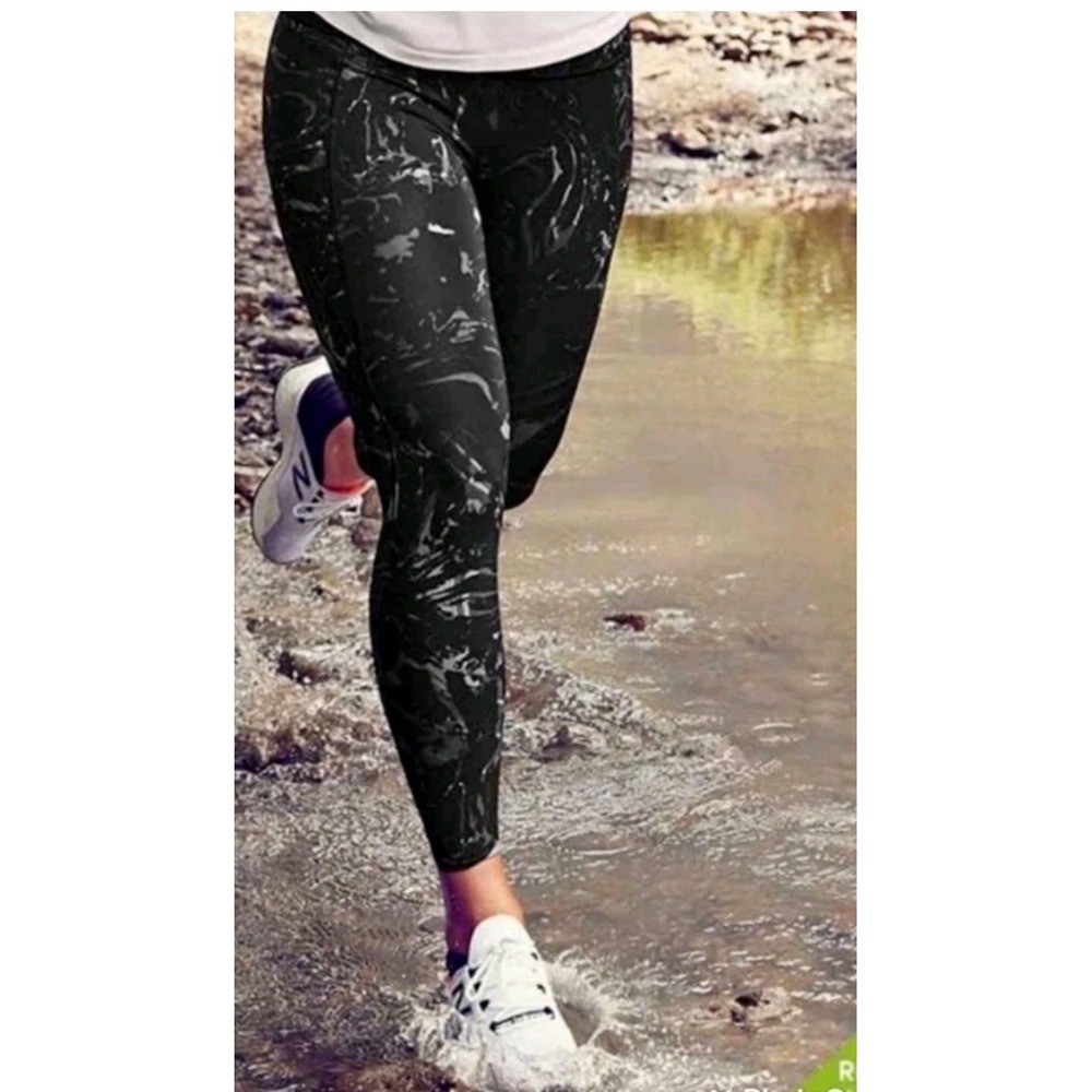 Athleta Velocity Marble Back Zip Pocket 7/8 Tight Size Small Yoga‎
